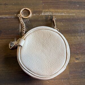 Ora Delphine Amanda Pebbled Leather Round Coin Purse Cream Gold Hardware Wallet